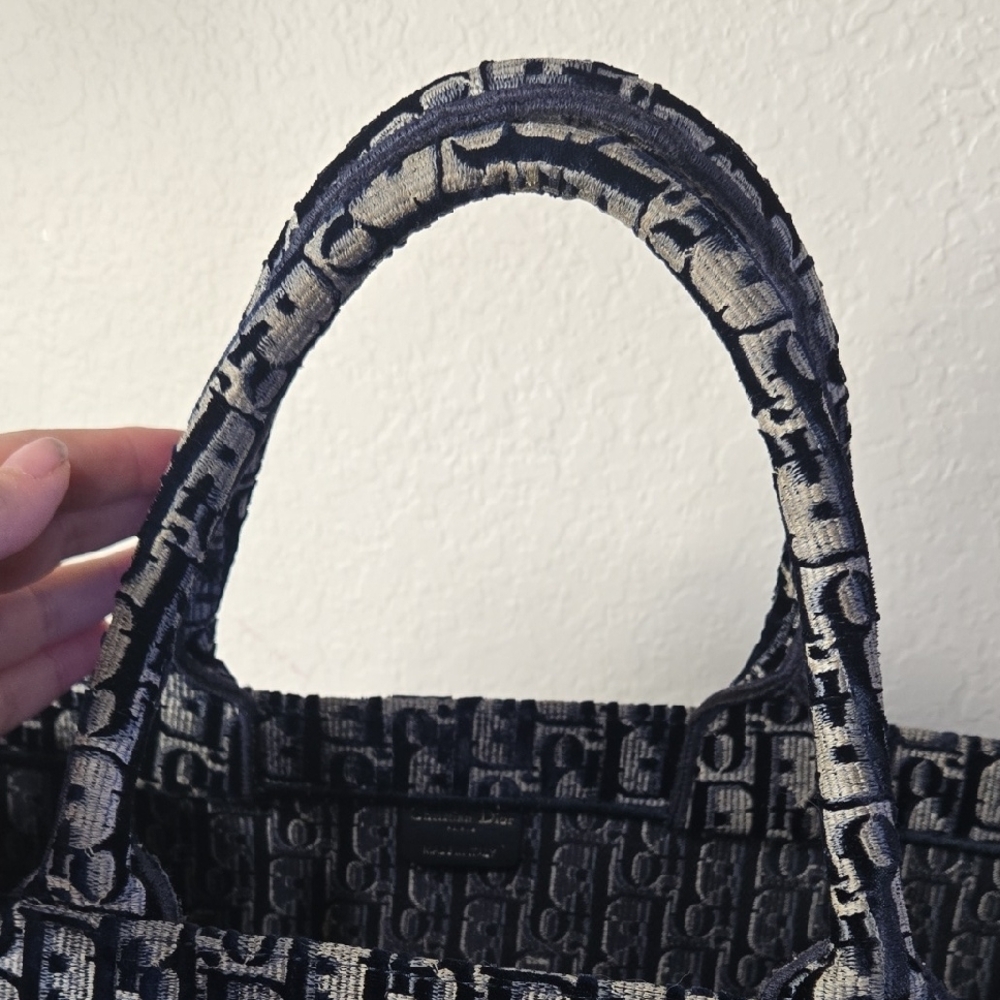 Christian Dior Blue and White Tote Bag - Picture 11 of 15